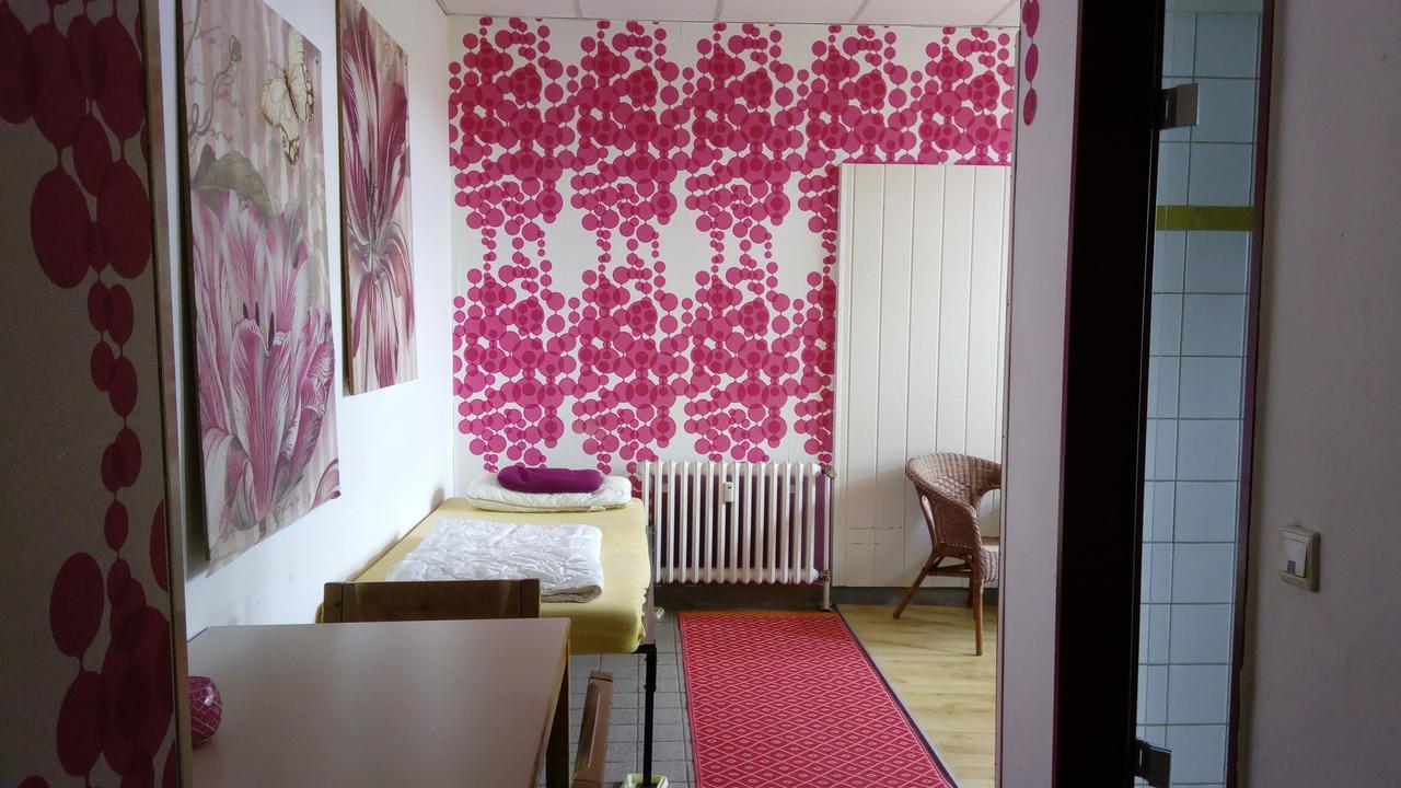 Penthouse Backpackers Hostel ออสนาบรึค ภายนอก รูปภาพ